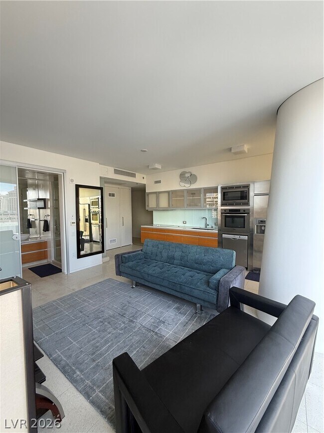 Building Photo - 3722 S Las Vegas Blvd