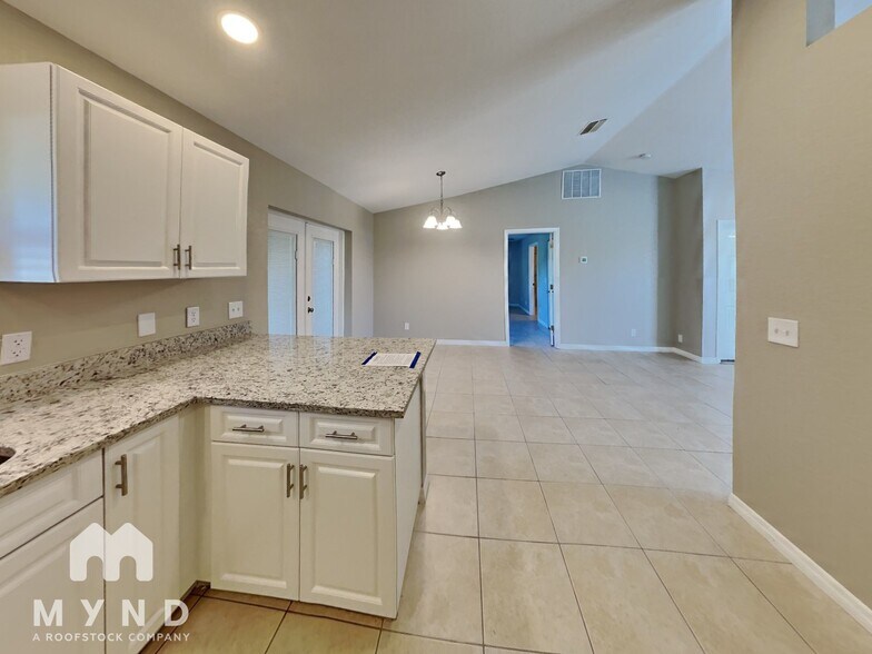 Building Photo - 12144 Dubarry Ave