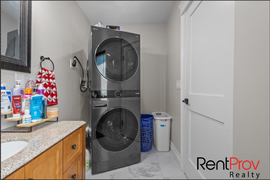 Building Photo - 517 Country View Dr