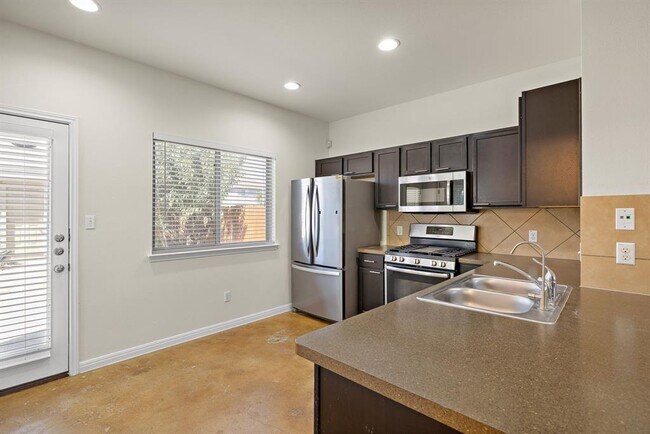 Building Photo - 4602 Kind Way
