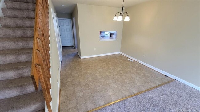 Building Photo - 21 Deer Run