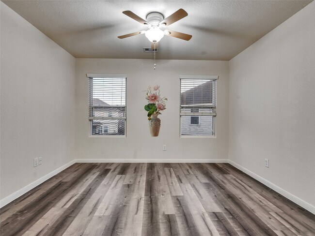 Building Photo - 19302 Juniper Vale Cir