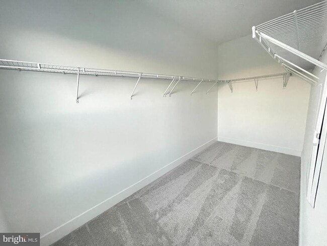 Building Photo - 4945 Purdy Aly