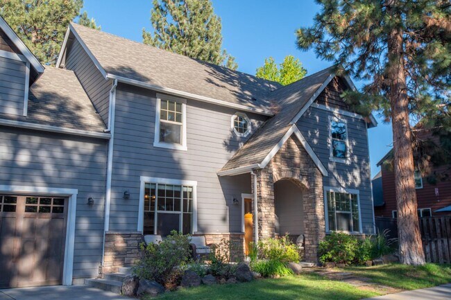 Building Photo - 61170 Hubble St