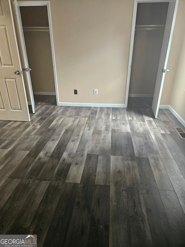 Building Photo - 3195 Highpoint Ct