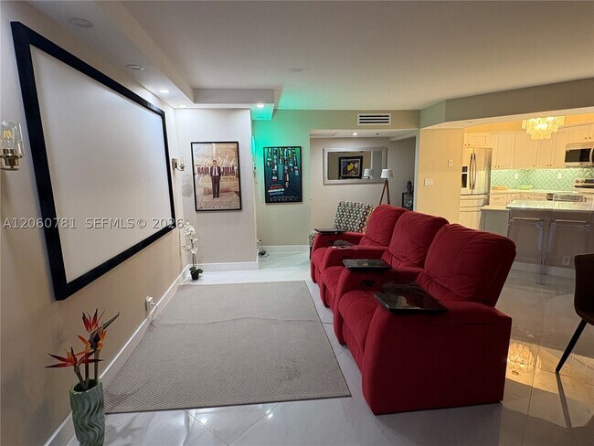 Building Photo - 6767 Collins Ave