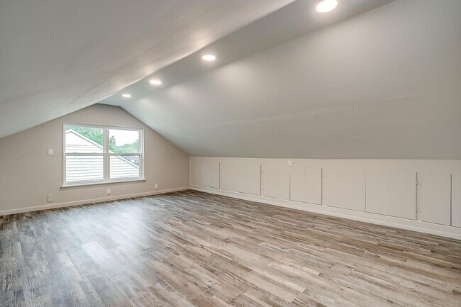 Building Photo - 3624 Winston Rd