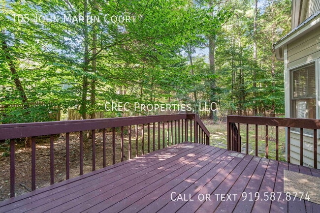 Building Photo - 105 John Martin Ct