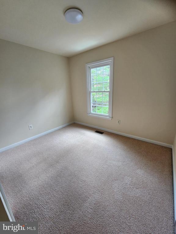 Building Photo - 7766 Black Horse Ct
