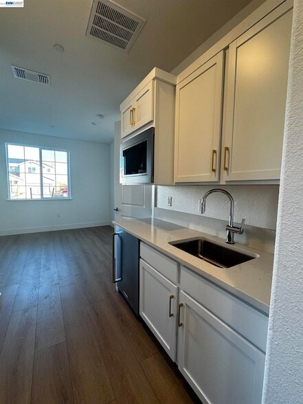 Building Photo - 1967 S Lazuli St