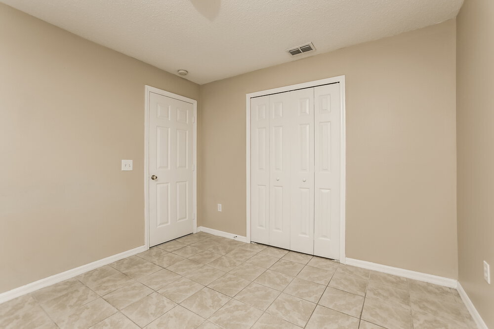 Building Photo - 326 Daniels Pointe Dr