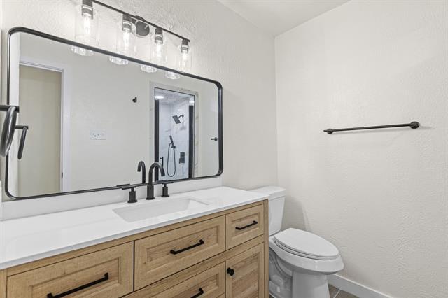 Building Photo - 7510 Holly Hill Dr