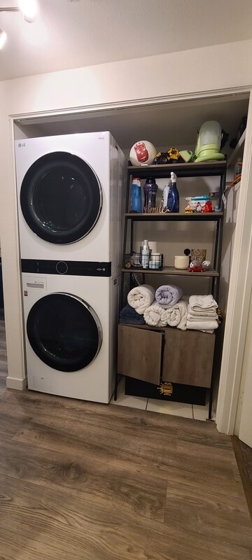 Building Photo - 5750 Friars Rd