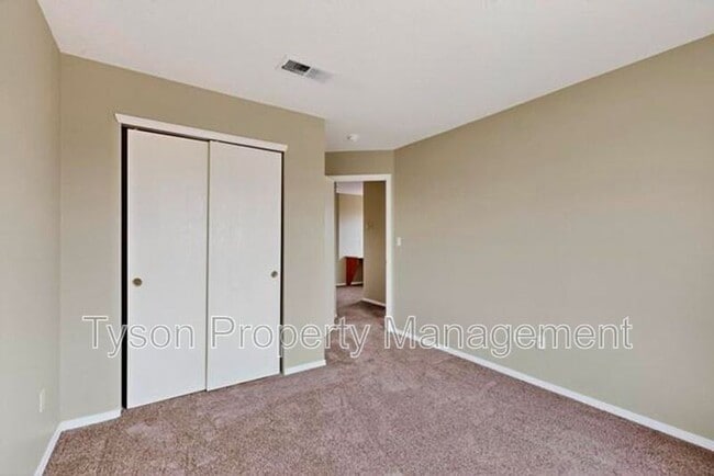 Building Photo - 10027 Silverton Dr NW