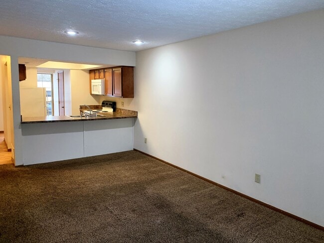 Building Photo - 5852 Aqua Bay Dr
