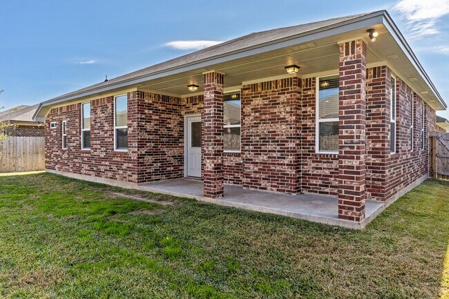 Building Photo - 901 Marlow Cove