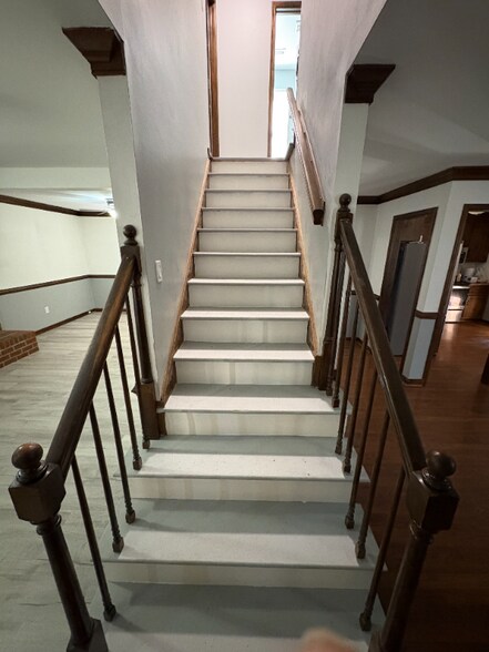 Building Photo - 14820 Whitley St