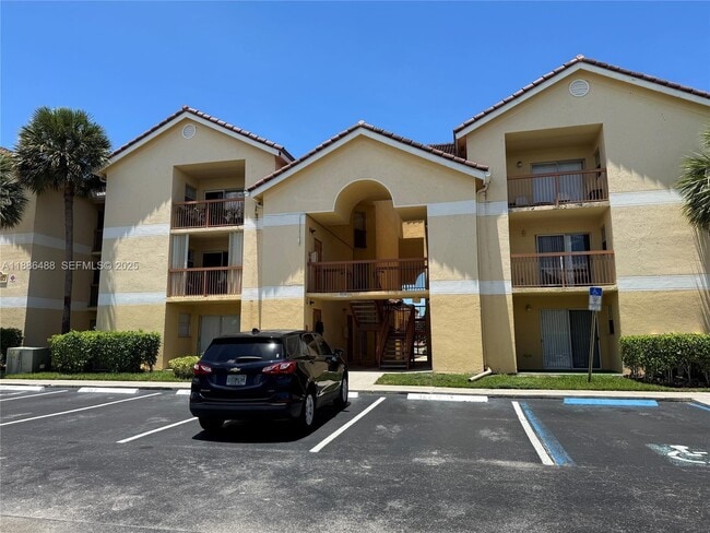 Building Photo - 7680 Westwood Dr