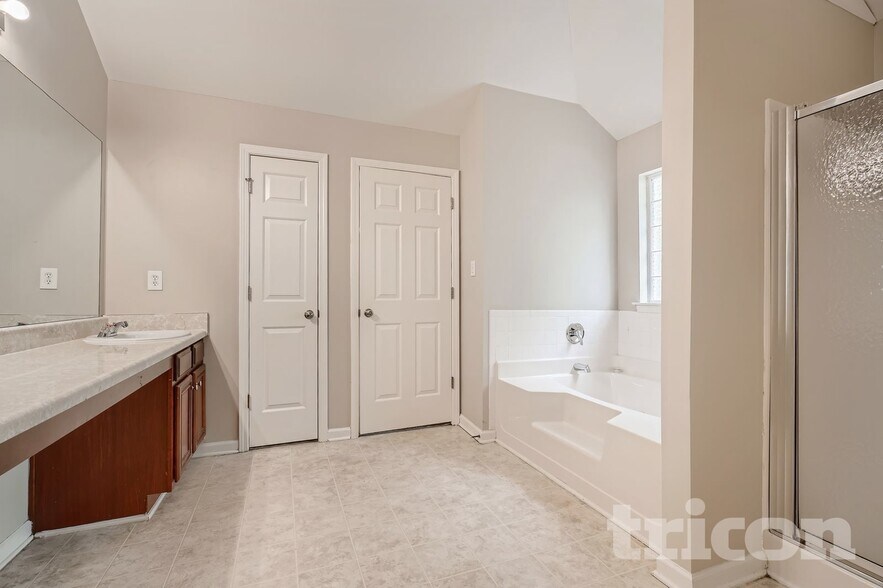 Building Photo - 3368 Hunting Creek Pass