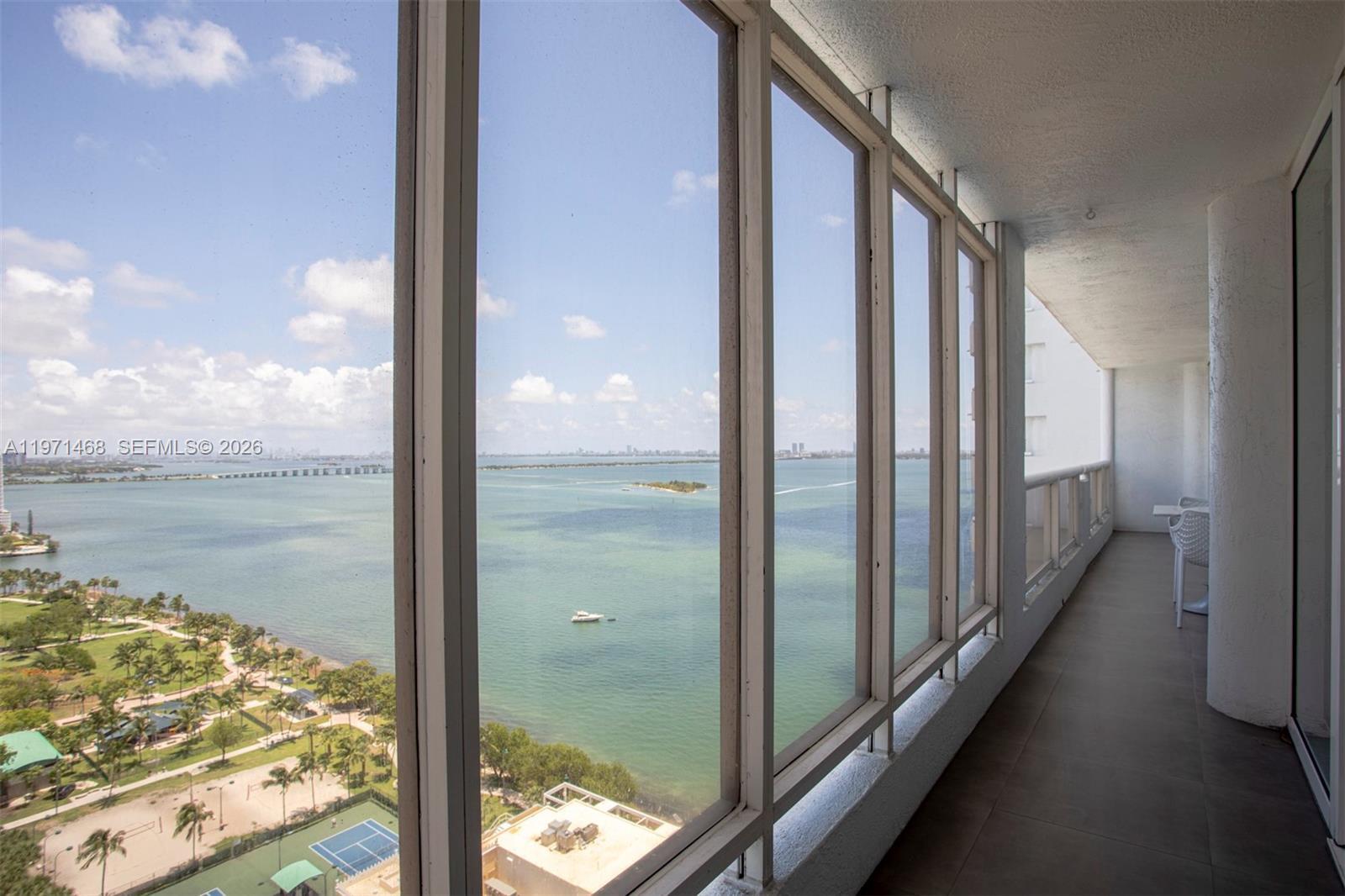 Building Photo - 1717 N Bayshore Dr