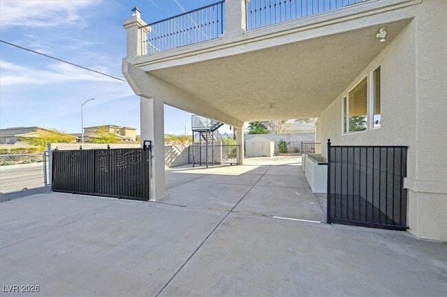 Building Photo - 391 E Kimberly Dr