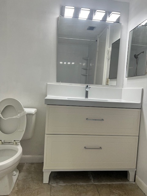 2nd Bathroom - 9741 Fontainebleau Blvd