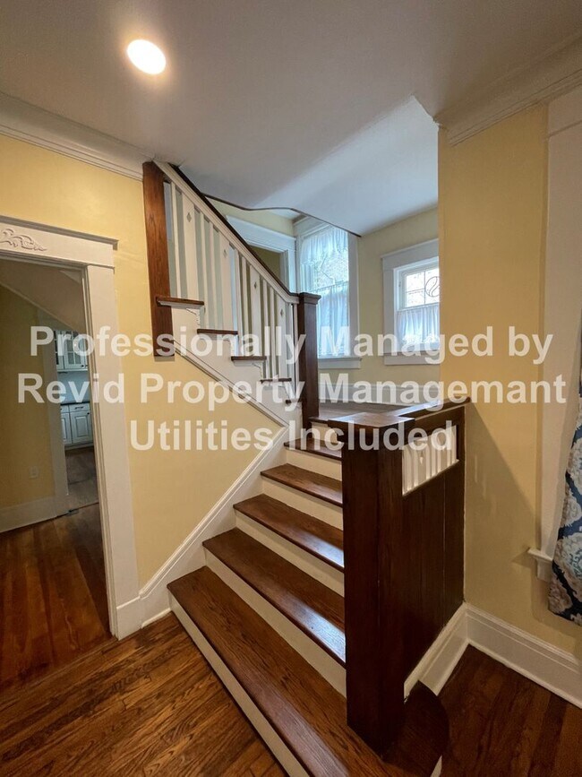 Building Photo - 1287 Harbert Ave