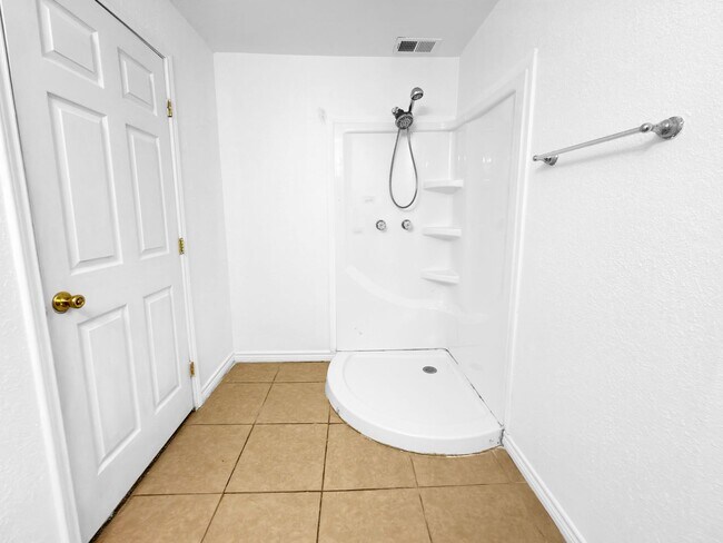 Building Photo - 3 Bed 2 Bath with Raised Deck, Storage Shed, and Fenced Yard