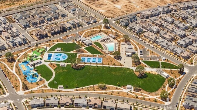 Building Photo - 121 Billings