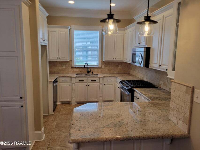 Building Photo - 405 Summerland Key Ln