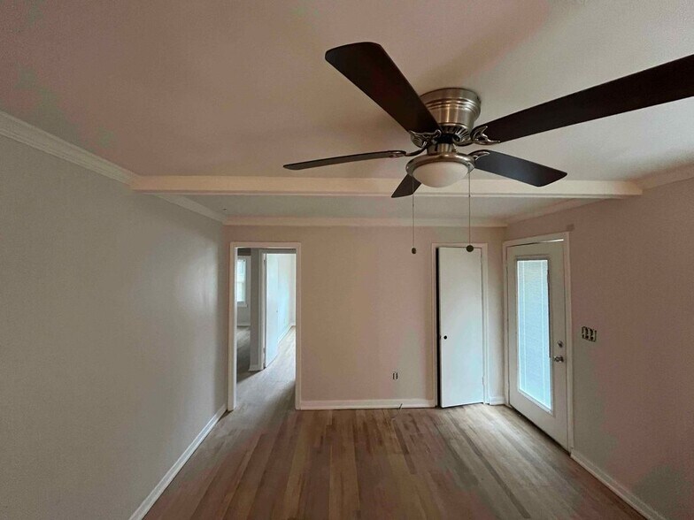 Building Photo - 1734 Cahoon St SW