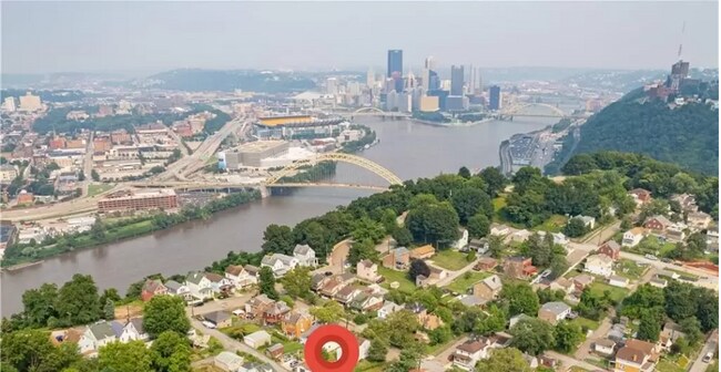 Breathtaking views - 212 Lorenz Ave