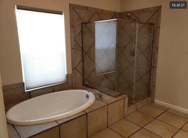 Building Photo - 3BR/2.5BA Bella Rio home in NW Reno on Quiet Street