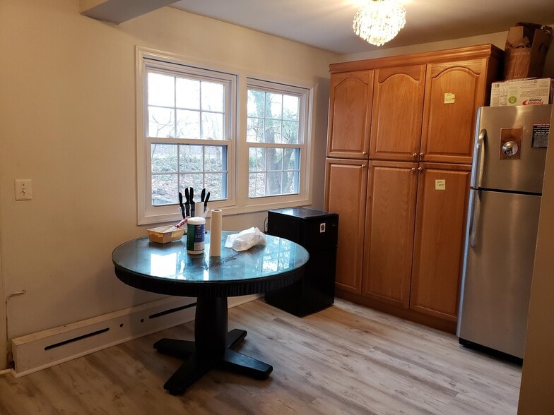 Building Photo - 1336 22nd St NW