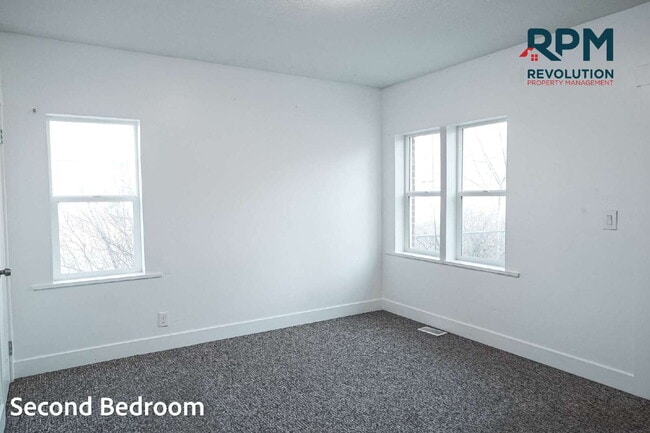 Building Photo - 868 Washington Blvd