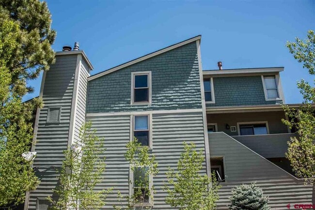 Building Photo - 37 Valley View Dr