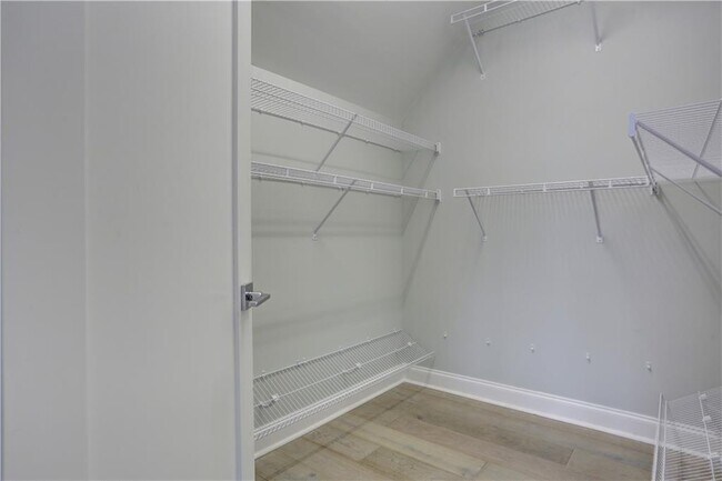 Building Photo - 12600 Marstrow Dr