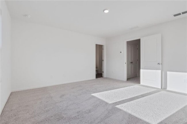 Building Photo - 51 Padley Dr