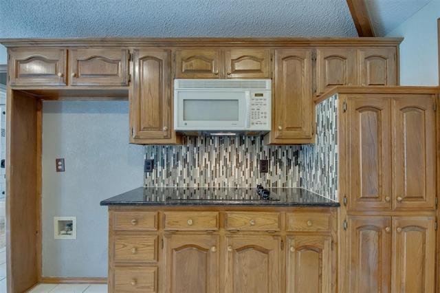 Building Photo - 1525 Tawakoni Ln