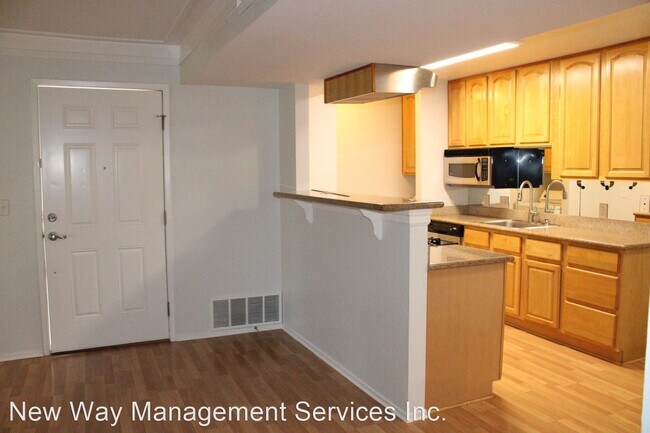 Building Photo - 2 br, 2 bath House - 1223 Lakeview Circle
