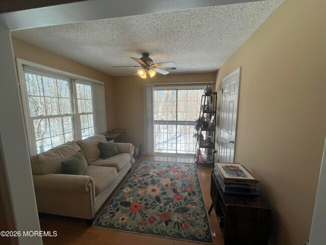 Building Photo - 19 Augusta Ct