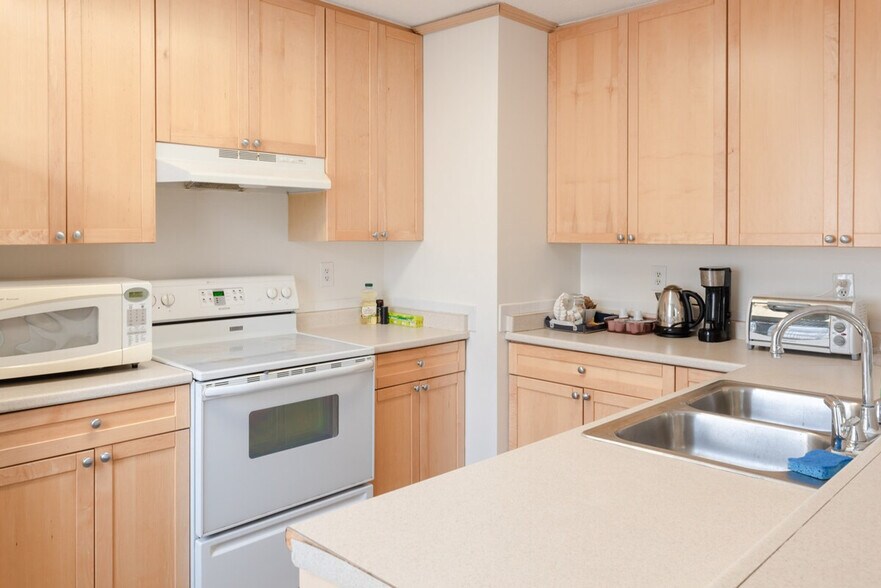 Building Photo - 12001 State Rte 5320