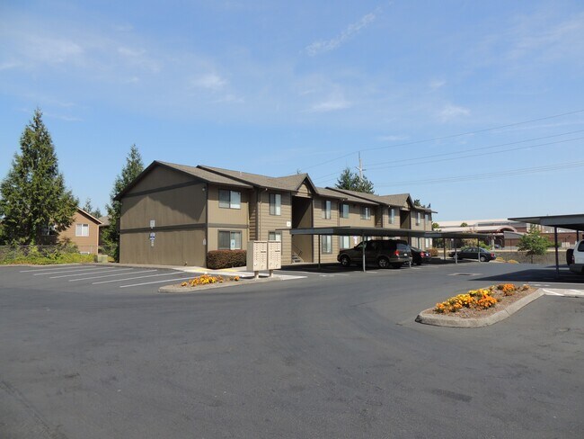 Building Photo - Evergreen Apartments