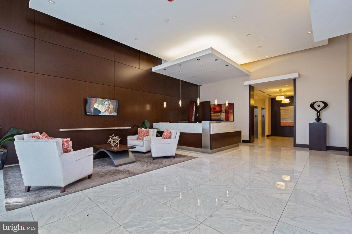 Building Photo - 475 K St NW