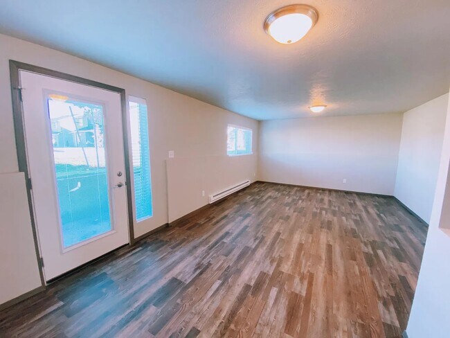 Building Photo - 2818 S Marcus Ln