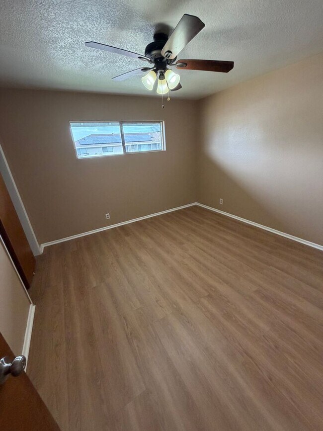 Building Photo - 3-Bedroom, 2-Bathroom Home for Rent – Move-In Ready!