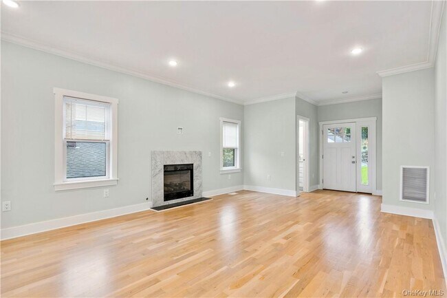 Building Photo - 179 Adelphi Ave