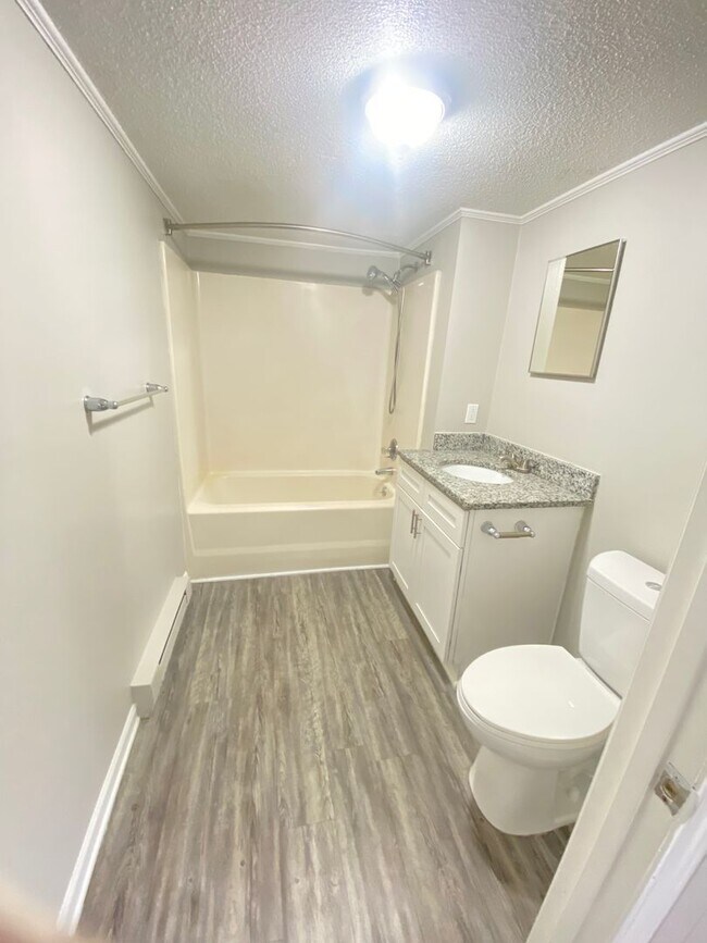 Building Photo - April Savings Are Here! Application Fee WAIVED ALL month!