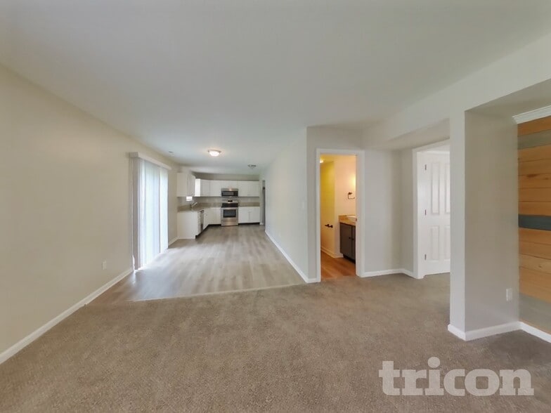 Building Photo - 5537 Burning Tree Ct