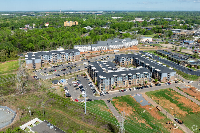 Building Photo - Accent Southrail Townhomes